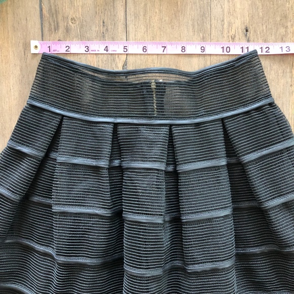 Luxxel | Black Striped Sheer Flare Skirt - Picture 7 of 8